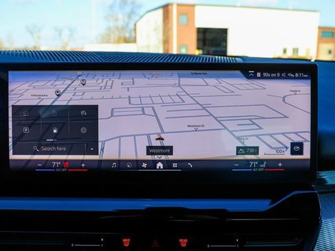 Used 2026 BMW 530i xDrive image 18