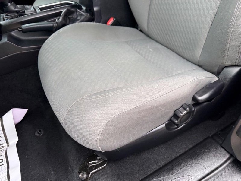 Used 2021 Toyota Tacoma SR AWD/4WD image 17