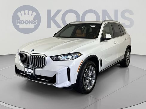 Used 2024 BMW X5 xDrive40i w/ Premium Package AWD/4WD image 1