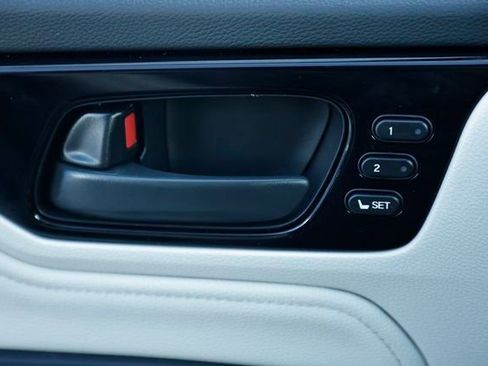 New 2026 Honda Odyssey Touring image 23