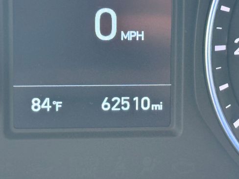 Used 2019 Hyundai Kona Limited AWD/4WD image 23
