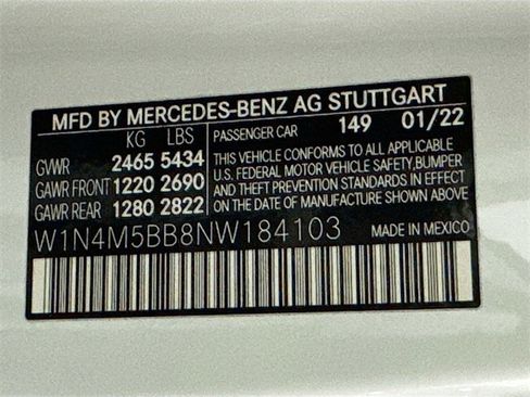 Certified 2022 Mercedes-Benz GLB 35 AMG 4MATIC image 35