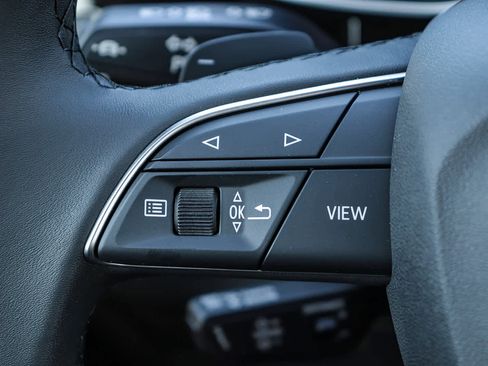 New 2025 Audi Q3 2.0T Premium image 19