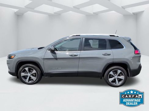 Used 2020 Jeep Cherokee Limited w/ Technology Group AWD/4WD image 9