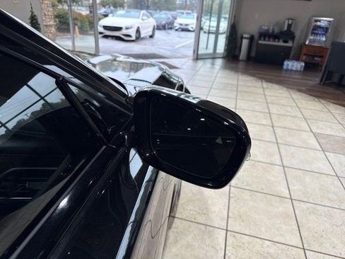 Used 2019 BMW 750i image 13