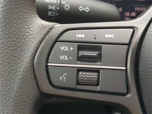 Used 2023 Honda Accord EX image 23