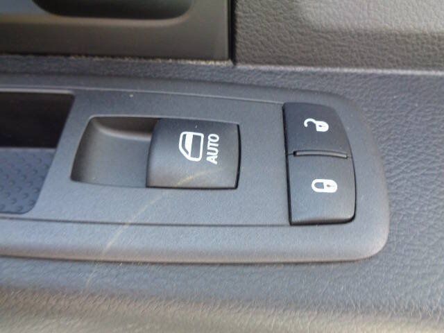 Used 2022 RAM 2500 Tradesman AWD/4WD image 25