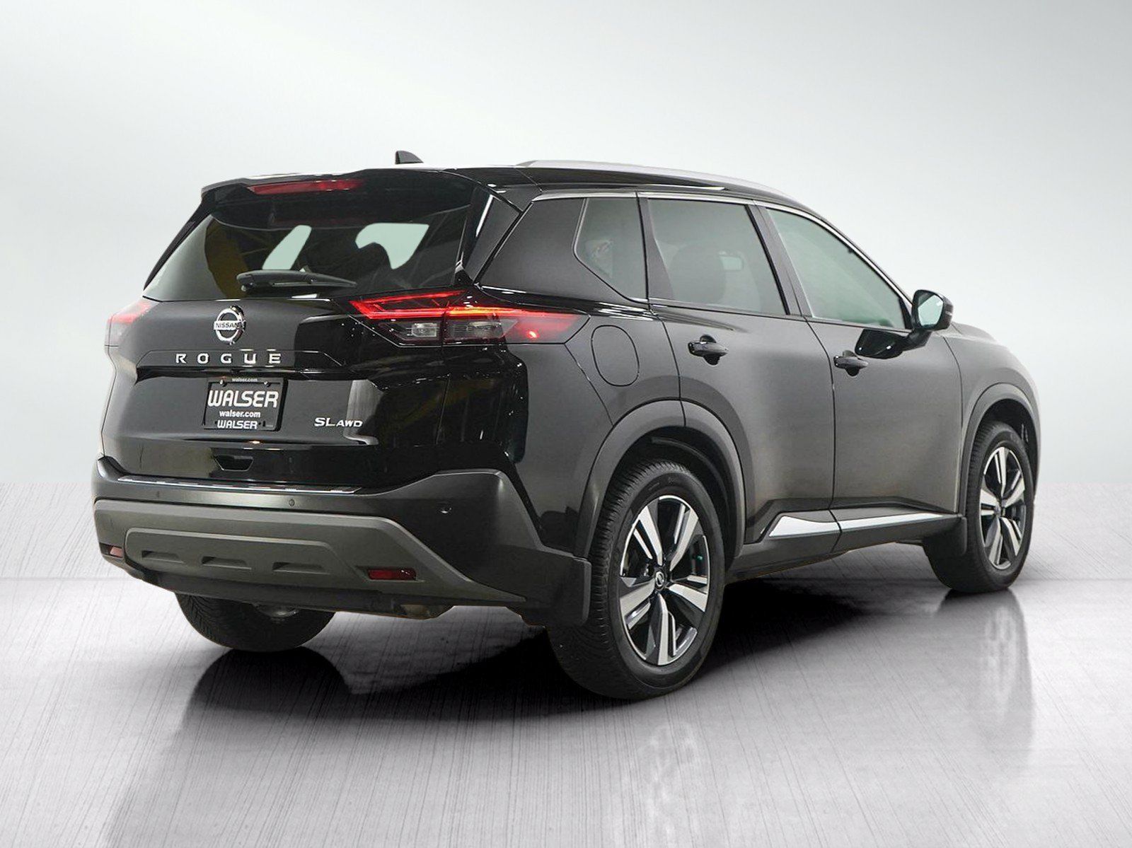 Used 2021 Nissan Rogue SL w/ Premium Package AWD/4WD image 5