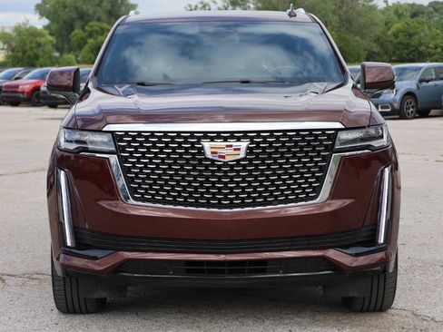 Used 2023 Cadillac Escalade Luxury AWD/4WD image 5