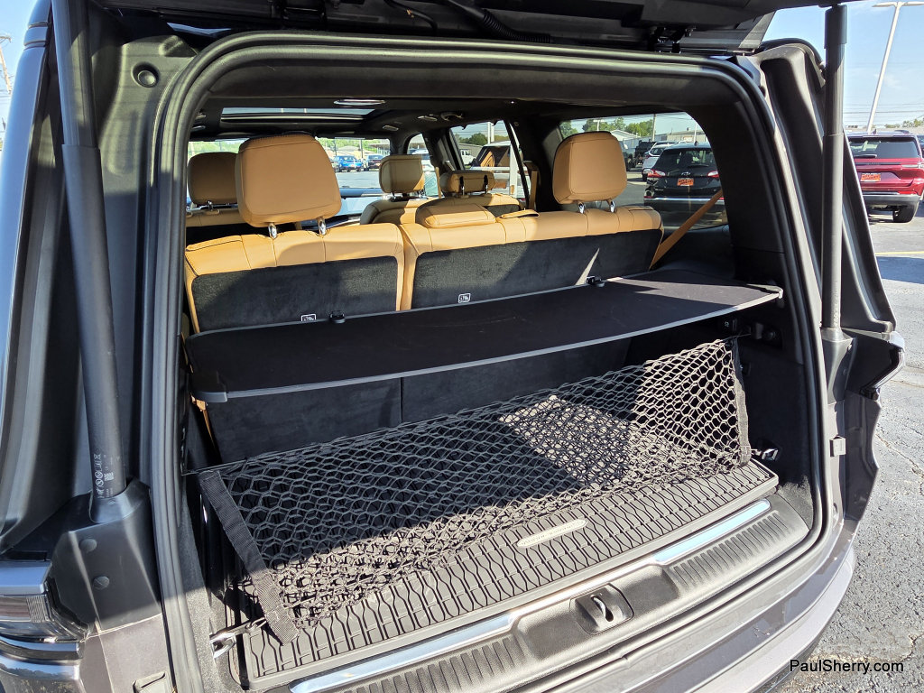 Used 2026 Jeep Grand Wagoneer Summit AWD/4WD image 19
