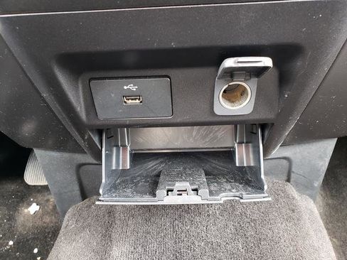 Used 2018 Ford F150 XLT w/ XTR Package image 18