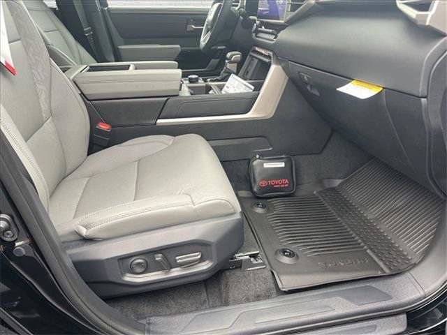 New 2025 Toyota Tundra Limited AWD/4WD image 13