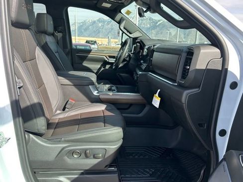 New 2026 Chevrolet Silverado 3500 High Country w/ Technology Package AWD/4WD image 2