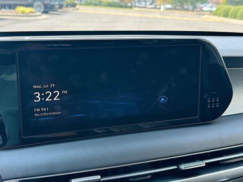 Used 2024 Hyundai Palisade SEL FWD image 13