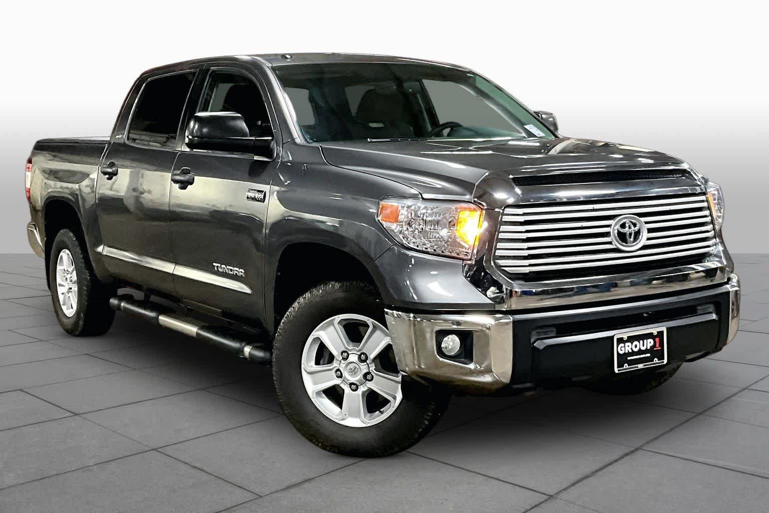 Used 2016 Toyota Tundra SR5 w/ SR5 Upgrade Package AWD/4WD image 3