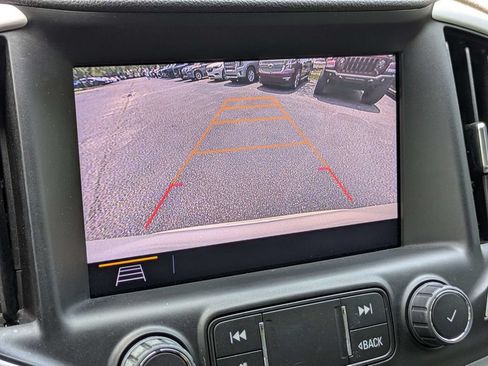 Used 2021 GMC Terrain SLT w/ Infotainment Package II FWD image 21