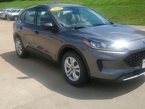 Used 2021 Ford Escape S FWD image 2