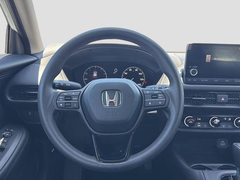 Used 2023 Honda HR-V LX image 15