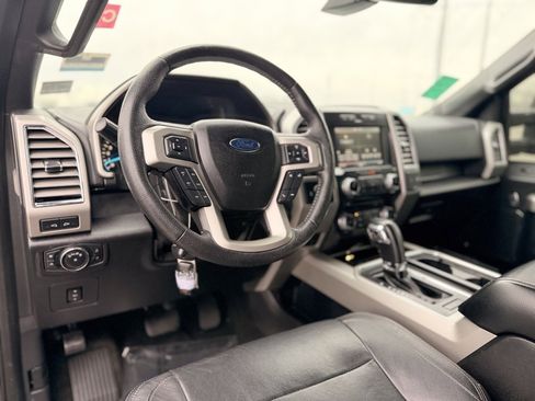 Used 2015 Ford F150 Lariat w/ Equipment Group 502A Luxury image 9