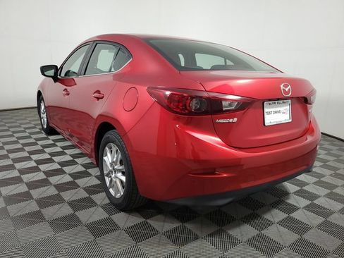 Used 2018 MAZDA MAZDA3 Sport w/ Preferred Equipment Package FWD image 4