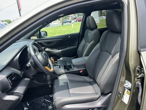 Used 2025 Subaru Outback Wilderness AWD/4WD image 13
