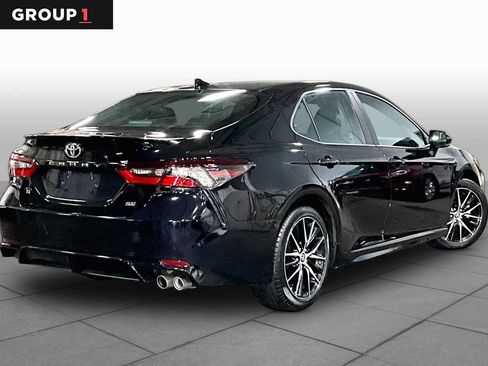 Used 2024 Toyota Camry SE FWD image 13