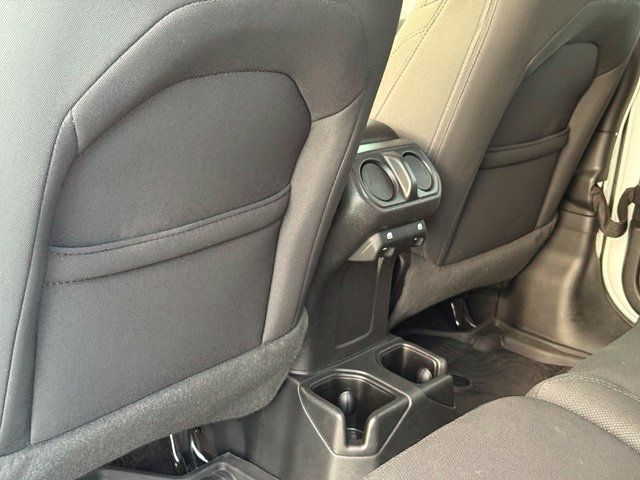 Used 2022 Jeep Wrangler Unlimited Sport AWD/4WD image 27