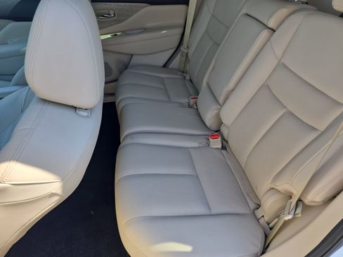 Used 2019 Nissan Murano SL w/ SL Technology Package FWD image 14