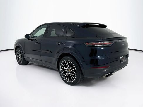 Certified 2021 Porsche Cayenne Coupe AWD/4WD image 3