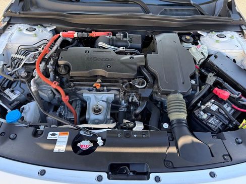 Used 2021 Honda Accord EX image 8