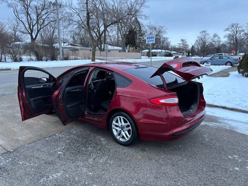 Used 2014 Ford Fusion SE image 23