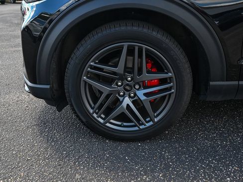 Certified 2025 Ford Explorer ST AWD/4WD image 12