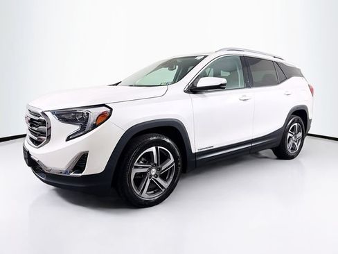 Used 2021 GMC Terrain SLT w/ LPO, Floor Liner Package AWD/4WD image 3