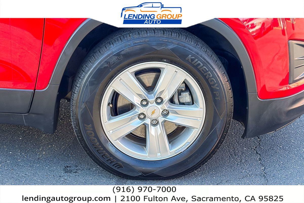 Used 2016 Chevrolet Trax LT w/ LT Convenience Package FWD image 9