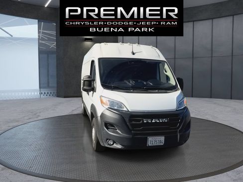 Used 2025 RAM ProMaster 3500 w/ Convenience Group FWD image 5
