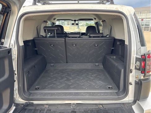 Used 2007 Toyota FJ Cruiser 4WD image 11