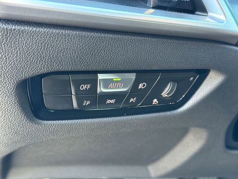 New 2026 BMW 330i Sedan w/ Premium Package image 28