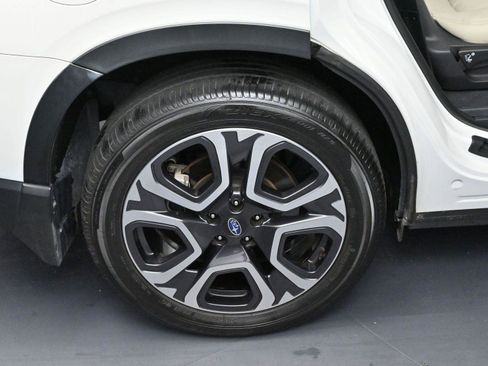 Used 2023 Subaru Ascent Limited image 33