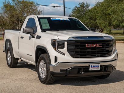 Used 2025 GMC Sierra 1500 Pro w/ Pro Value Package