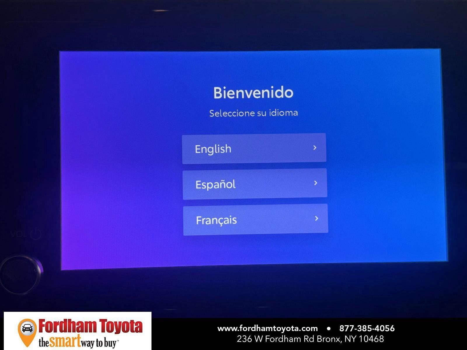 Used 2023 Toyota Highlander LE AWD/4WD image 26