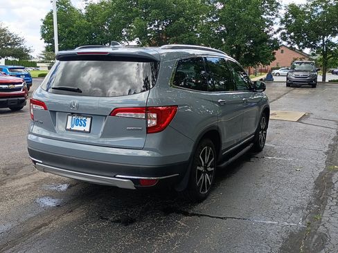 Used 2022 Honda Pilot Touring image 3