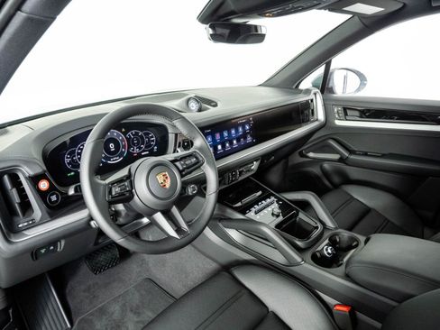 New 2026 Porsche Cayenne AWD/4WD image 4
