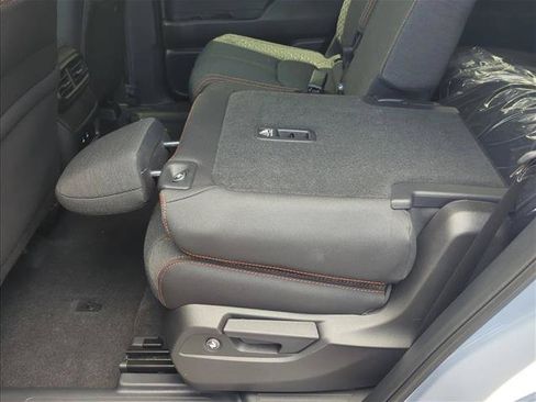 New 2026 Honda Pilot Sport image 4