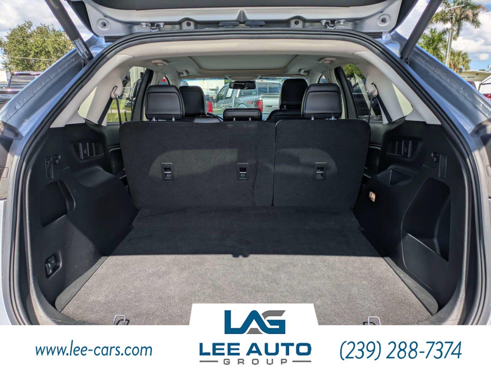 Used 2020 Ford Edge SEL w/ Convenience Package FWD image 11