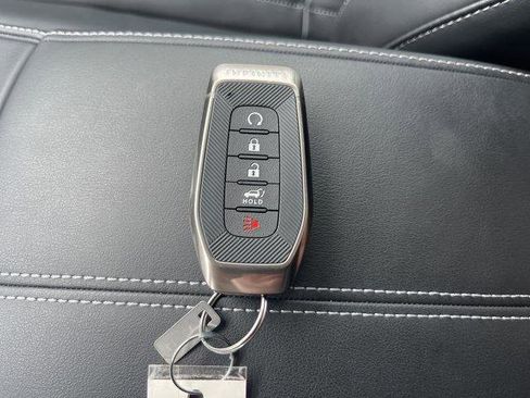 Certified 2025 INFINITI QX60 Luxe w/ Vision Package image 22