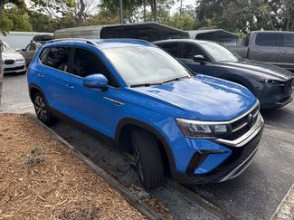 Used 2022 Volkswagen Taos SE video 1