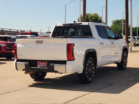 Used 2023 Toyota Tundra Limited AWD/4WD image 3