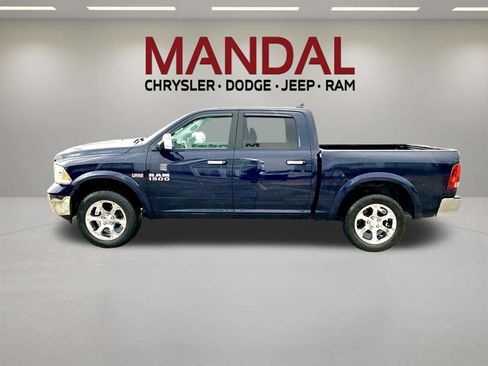 Used 2018 RAM 1500 Laramie w/ Convenience Group AWD/4WD image 8
