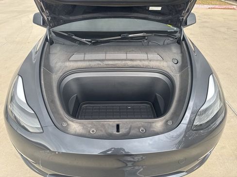 Used 2024 Tesla Model Y Long Range image 21