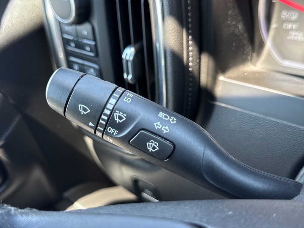 Used 2020 Chevrolet Silverado 1500 RST AWD/4WD image 14